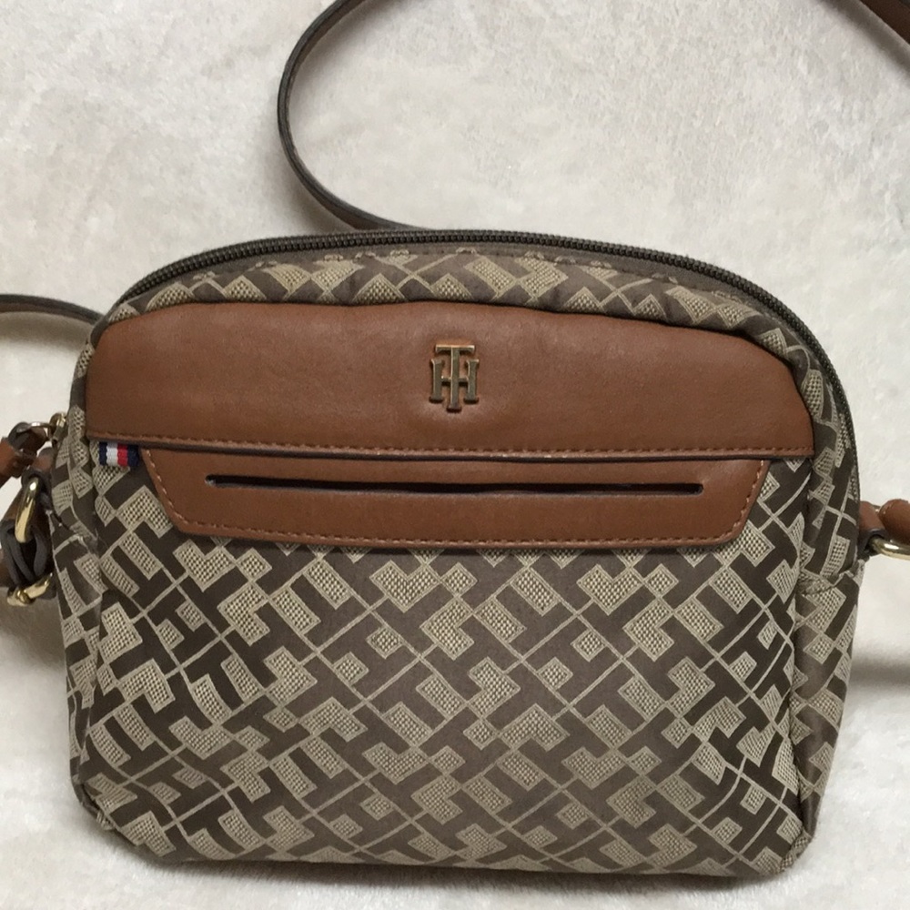 Tommy Hilfiger Crossbody Mini Bag